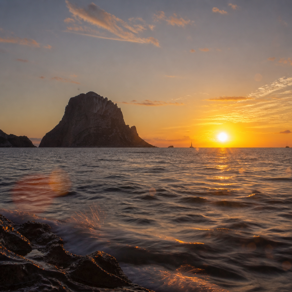 Ibiza Despide el Verano con un Espectáculo Natural Único
